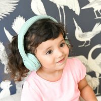 Comment choisir un casque audio pour son enfant ? - Hello Merlin