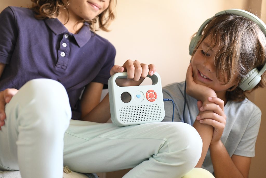 Merlin : sélection audio pour enfants de Bayard, Milan et Radio France