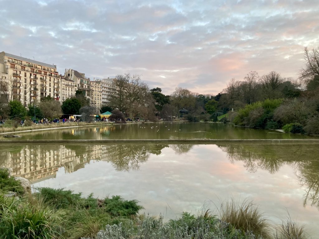 Lac du Parc de Montsouris Paris 14e arr. kids friendly