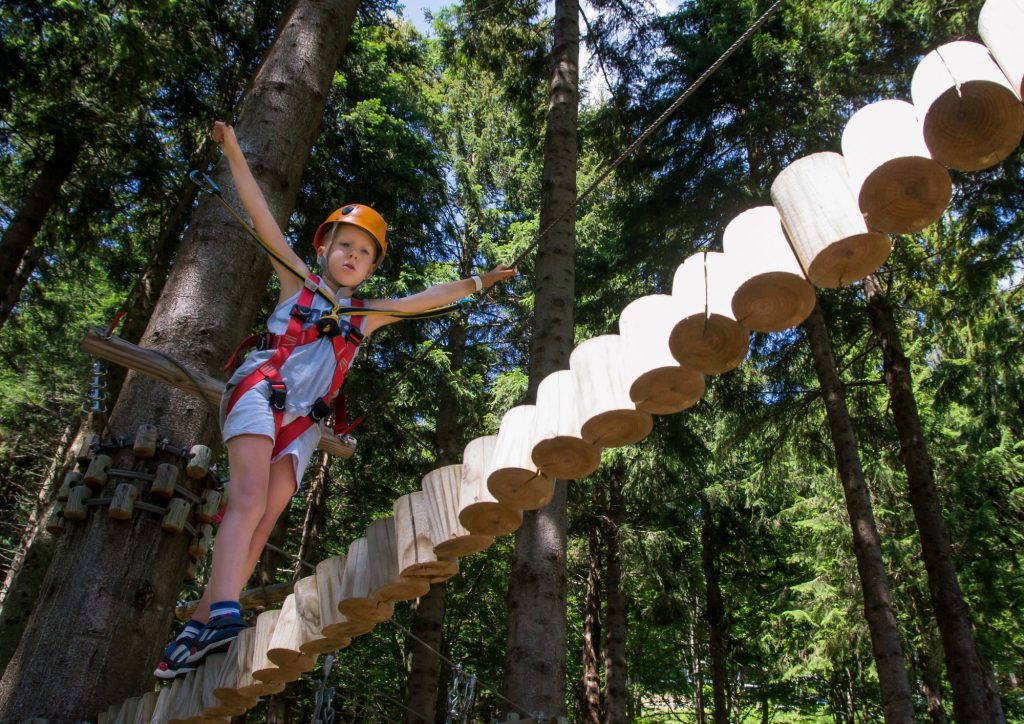 France Aventures Lyon Fourvière sortie accrobranche enfants