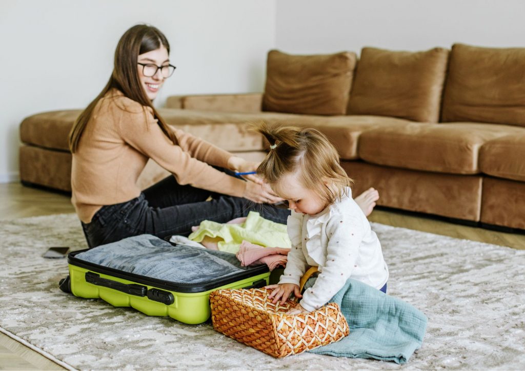 aider son enfant à choisir ses affaires pour partir en voyage