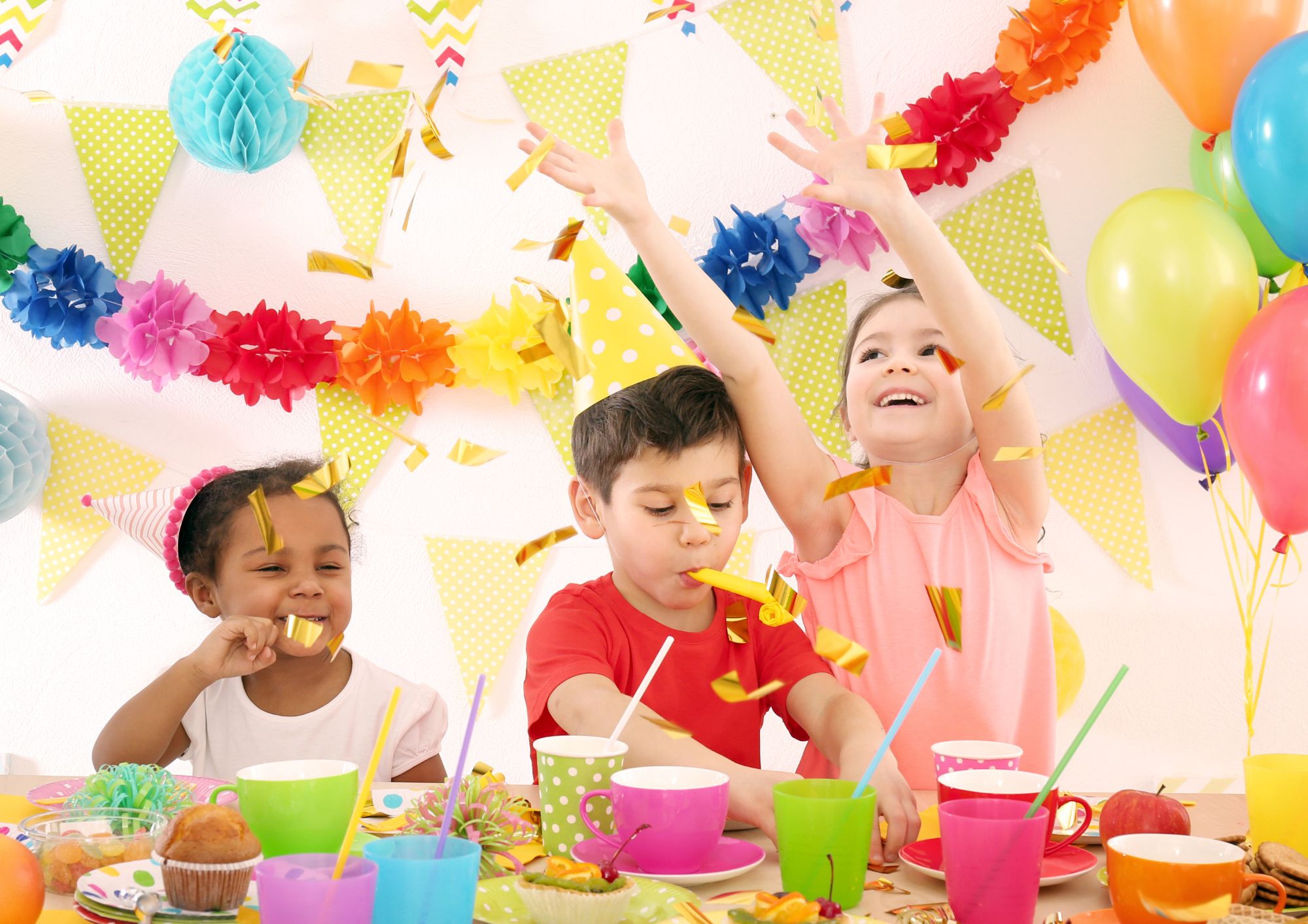 Lot De 50 Trompettes De Fête Colorées Pour Anniversaire Enfant - Idéal Fêtes, Noël Et Événements Festifs