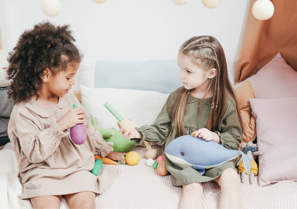 partager des jouets entre enfants