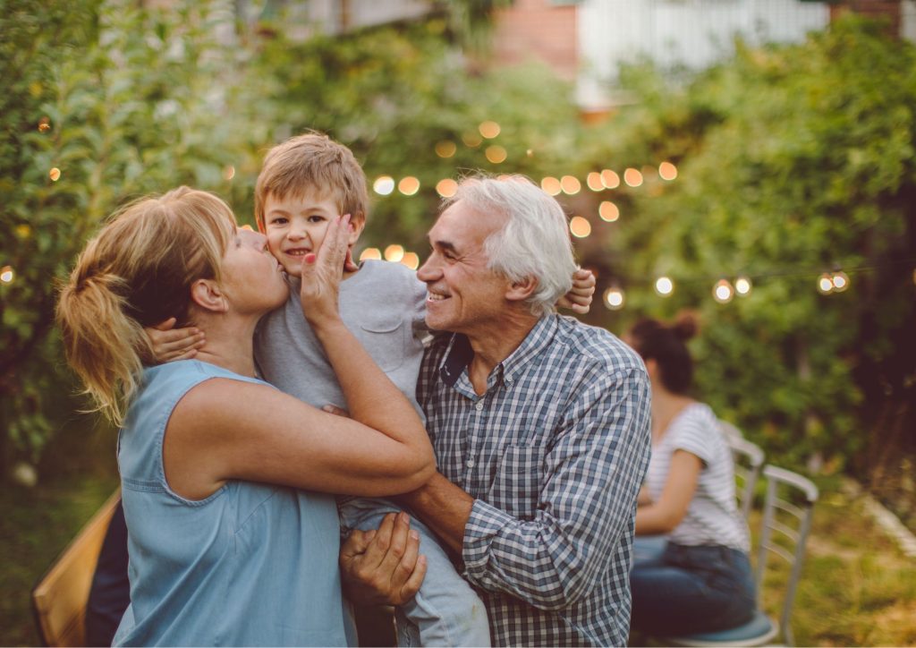 enfants et grands-parents transmission et cadeau émotionnel