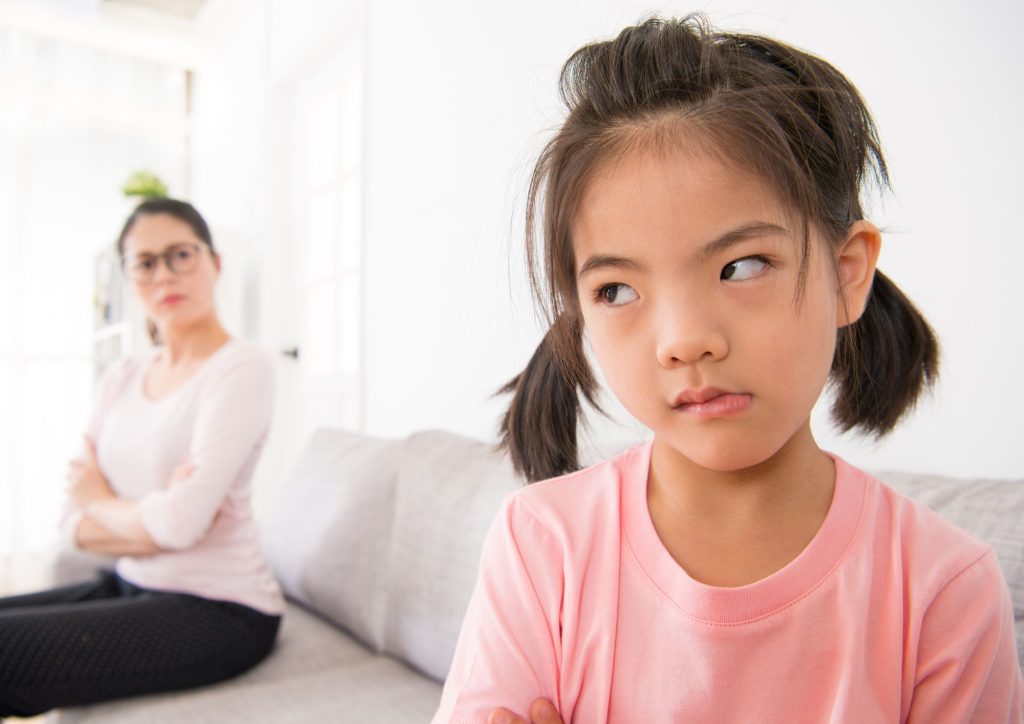 frustration et comportement enfant qui boude