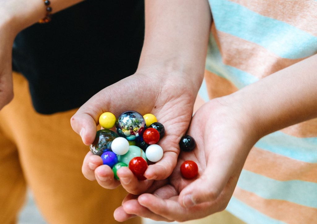 jeux de billes pour apprendre les quantités