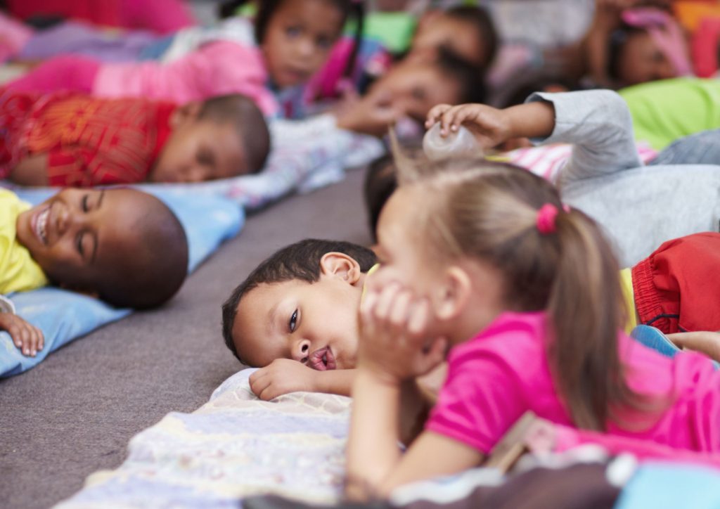 sieste école maternelle
