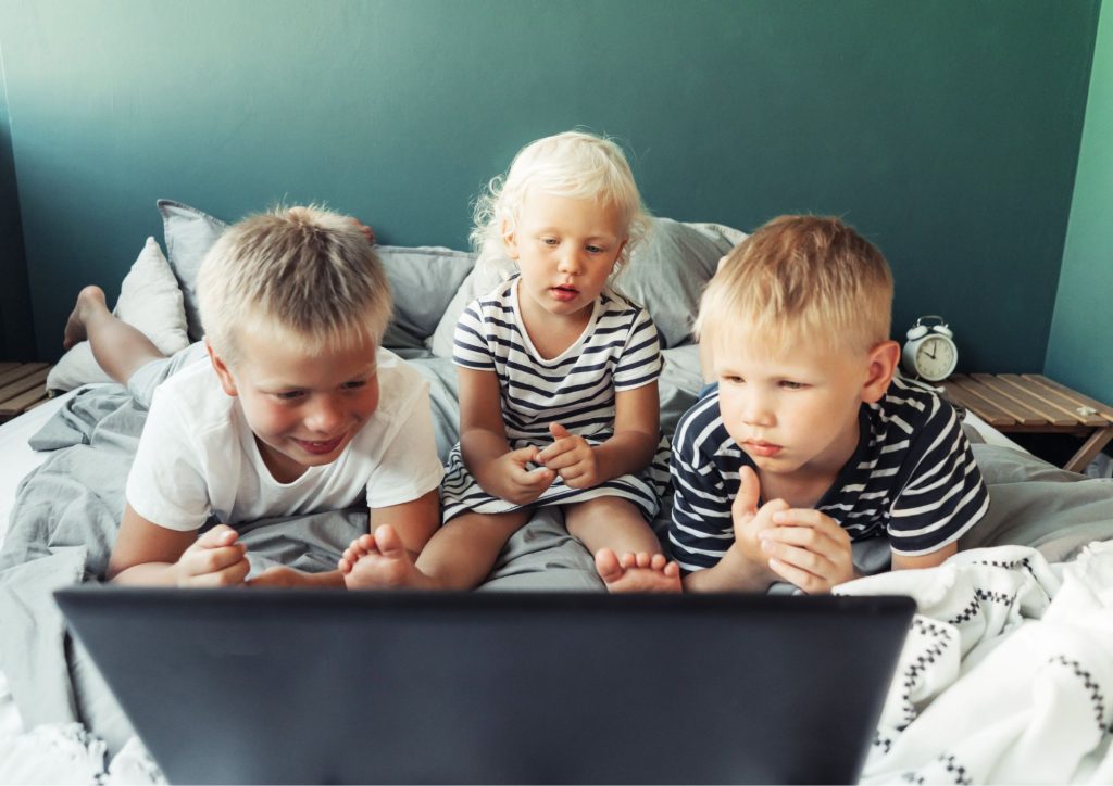 enfants accro aux écrans