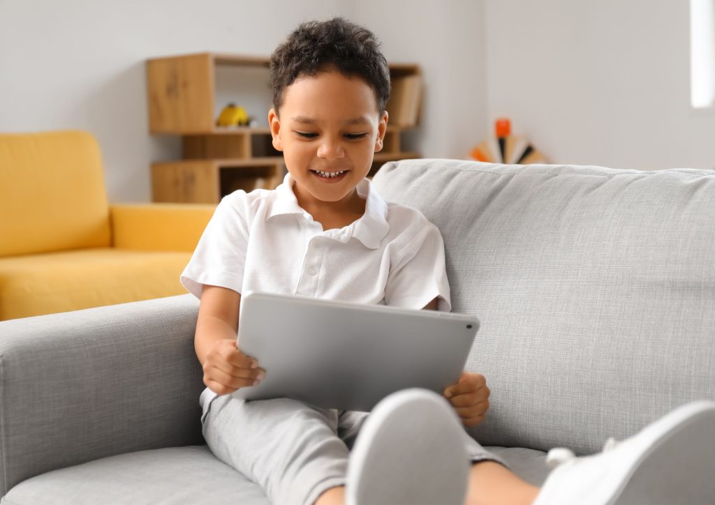 éducation numérique enfant Internet