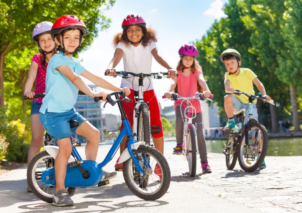 activités sportives enfants vacances été