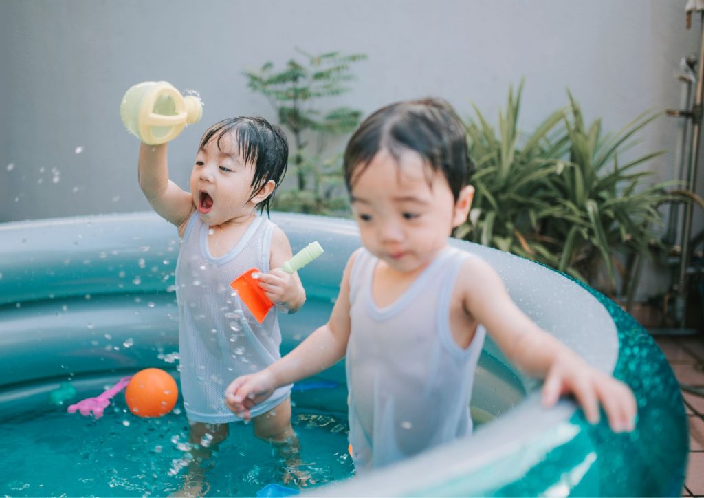jeux d'eau enfants fortes chaleurs